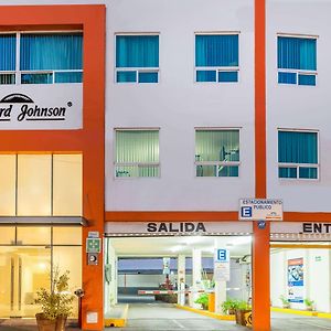 Howard Johnson Avenida